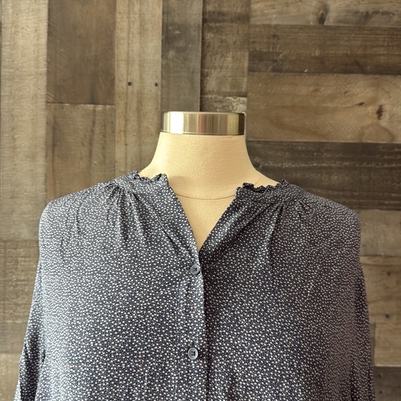 Goodthreads button up shirt size 18 blue white flowy ruffles preppy polka dot - Picture 3 of 13